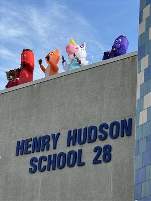 Mascots on Roof